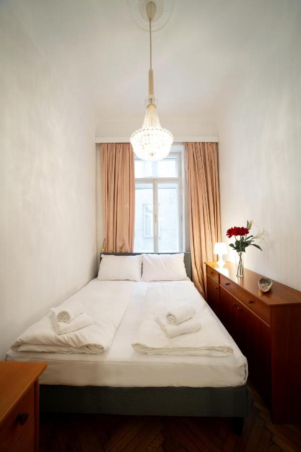Hideaway Waehring Vienna Exterior photo